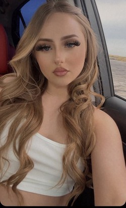 blonde-teen-ready-2-play-big-0
