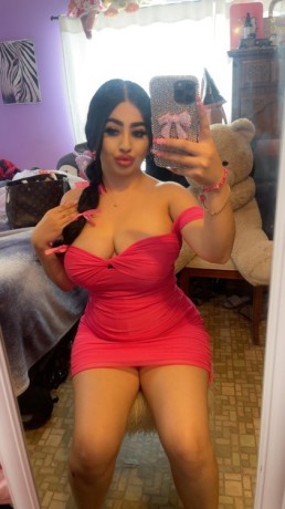sexy-petite-latina-outcall-only-big-0
