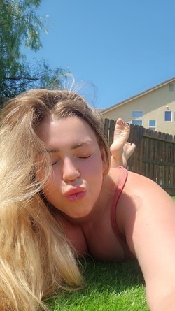 a-real-pornstar-experience-big-0