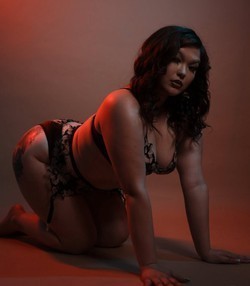 asian-bombshell-big-1