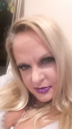 montereyhot-blonddddsjuicy-ass-lets-play-big-0