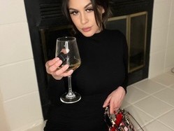 body-of-a-goddess-ready-to-please-your-every-need