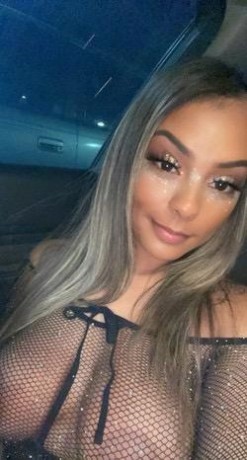 creamy-wet-latina-ready-to-play-big-2