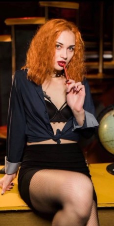 redhead-sexy-skinny-fairytale-big-0