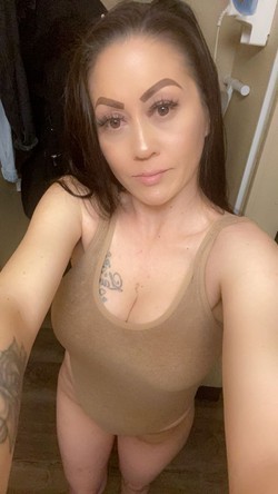 sophia-wants-to-party-and-play-big-1