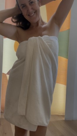 highly-sexy-rated-independent-companion-sexologist-natural-big-0