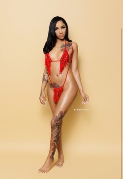 exotic-mixed-babe-big-0