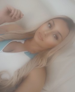 sexy-latina-avaliable-big-0