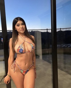 sexy-with-big-booty-ready-for-you-to-come-and-get-me-big-1