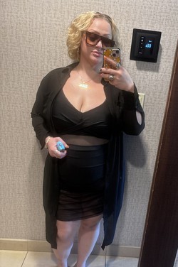 if-youre-looking-to-be-treated-right-let-me-be-your-private-delight-outcall-only-big-1