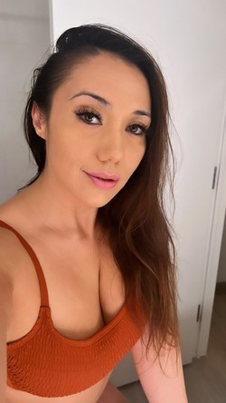 natalie-sicilian-latina-big-0