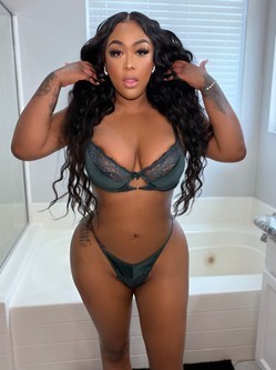 kinky-filipina-bombshell-available-now-call-me-big-1