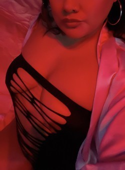 latina-pornstarr-selma-sins-in-sfv-big-0