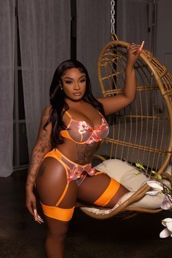 34-ddd-super-wet-n-ready-call-me-now-big-0