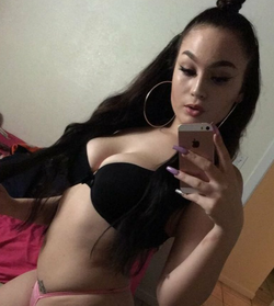 brunette-hottie-big-1