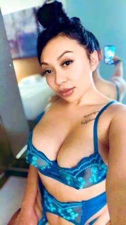 kinky-filipino-korean-38ddd-playmate-big-0