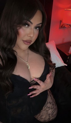 latina-bombshell-incall-and-outcalls-to-surrounding-cities-available-now-big-0