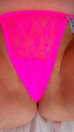 monday-11-am-to-530-pm-and-tues-6-am-to-830-am-at-a-hilton-200-hour-specials-text-only-big-1
