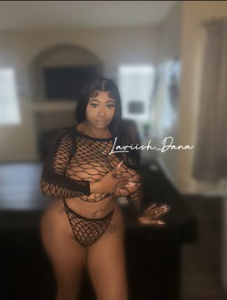big-juicy-tits-38hh-upscale-beauty-big-1