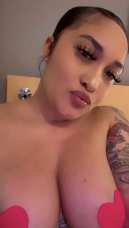 your-favorite-companion-ready-to-party-big-0