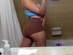 new-in-town-fun-size-girl