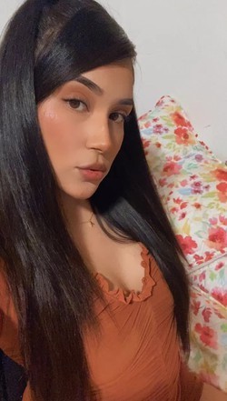 top-notch-latina-big-0