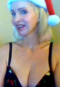 blonde-cutie-east-denver-stapleton-area-big-1