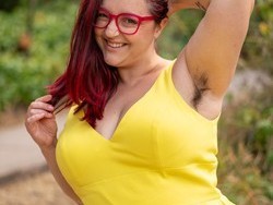 chubby-hairy-outgoing-nerd