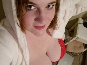 thick-thighs-and-size-is