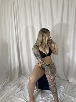 incalls-and-outcalls-available-in-the-springs-big-0