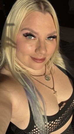 silky-soft-european-goddess-tight-kitty-and-amazing-mouth-for-your-pleasure-big-0