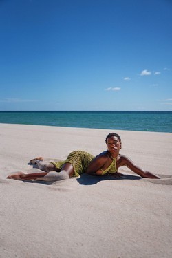 you-tantric-ebony-muse-big-1