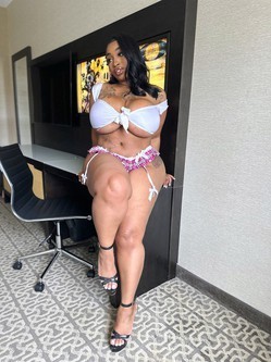 busty-mercedes-luxe-big-0