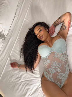 new-busty-kinky-bombshell-big-1