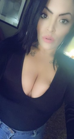 outcalls-a-real-pussy-squirter-big-0