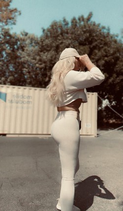 ddd-milfshake-brickhouse-early-morning-incall-special-big-1