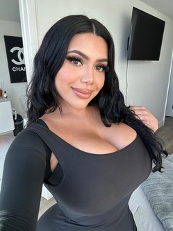 alana-aubrey-amor-big-1