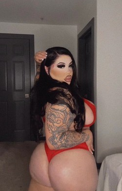 tatted-thai-puerto-rican-big-1