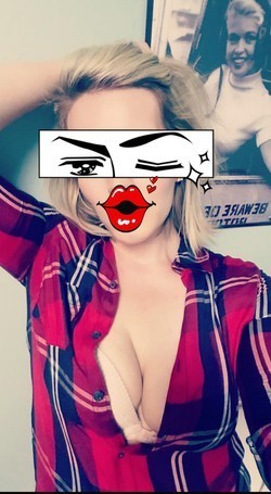 beautiful-temptress-big-0