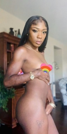 hey-im-myajh-love-im-looking-for-exciting-sexy-fun-big-0