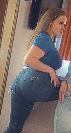 your-all-time-fave-in-peoria-boobiesbrainsbeauty-and-booty-big-1