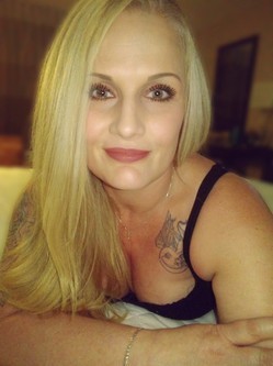 cum-check-out-my-lip-service-thick-and-curvy-blonde-available-now-big-1