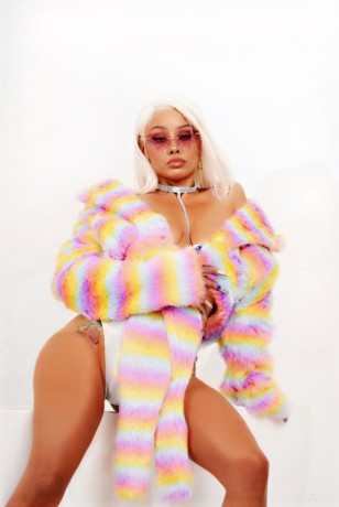 sexy-colombian-doll-big-0