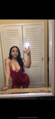 soft-and-curvy-back-in-town-big-1