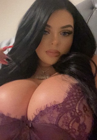 exotic-curvy-goddess-big-0