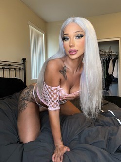 girl-next-door-big-0