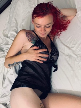 holly-diamond-visiting-norfolk-may-29-to-30-big-0