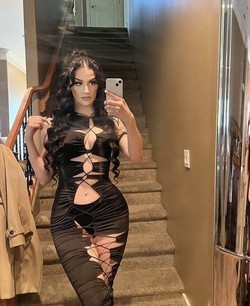 kim-is-here-big-0