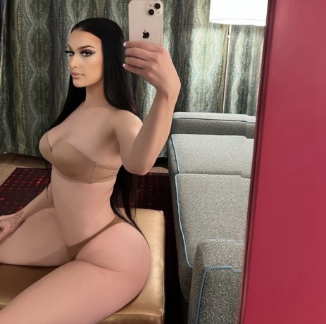 kim-is-here-big-1