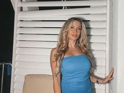 sexy-soccer-mom-ready-to-party-and-have-fun
